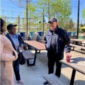 Mayor Weiss talkig with residents